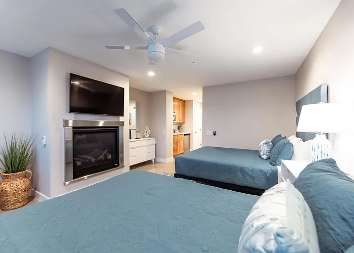 Baywood Inn Bed & Breakfast