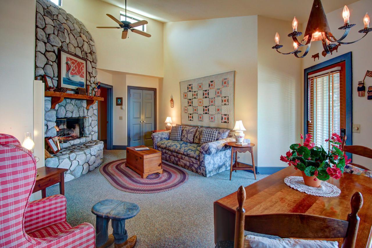 Baywood Inn Bed & Breakfast Bed and breakfast